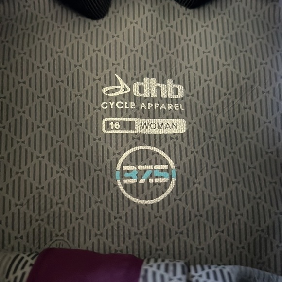 DHB Aeron Women's Waterproof  Winter bloom Jacket in Purple size 16/XL - Picture 4 of 12